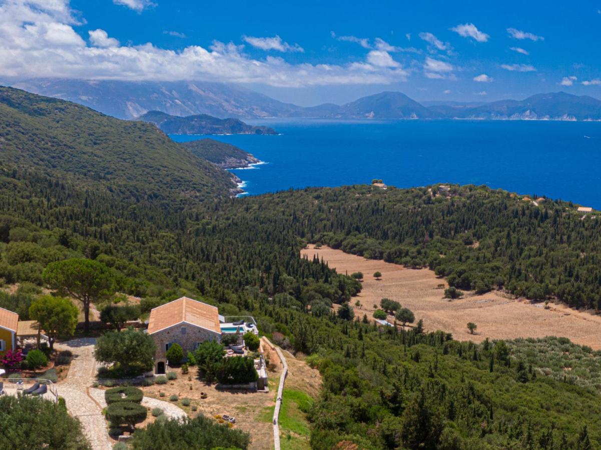 Blue Horizon Cottages Tzamarelata Exteriör bild